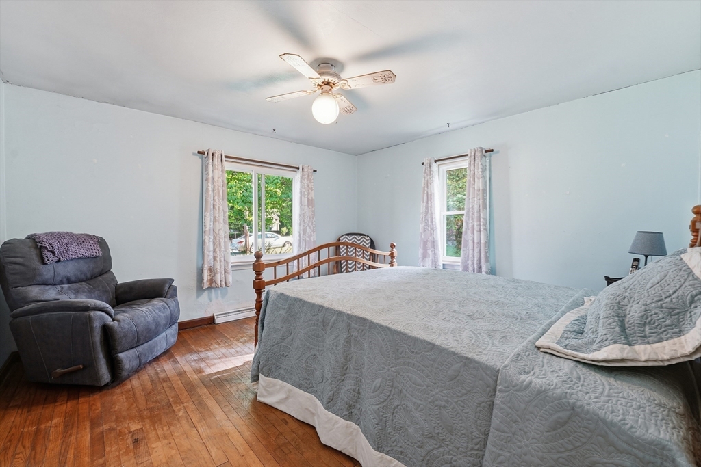272 Prospect Avenue West Springfield, MA 01089 - Photo 24 of 39