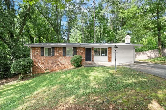 $450,000 | 422 Afton Drive, Roswell, GA 30075