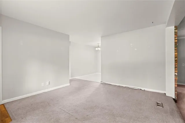 $450,000 | 422 Afton Drive, Roswell, GA 30075