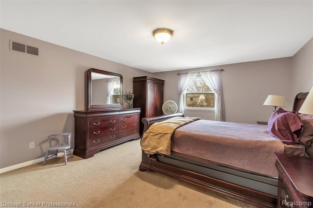 6951 East Spring Drive Canton, MI 48187 - Photo 21 of 43