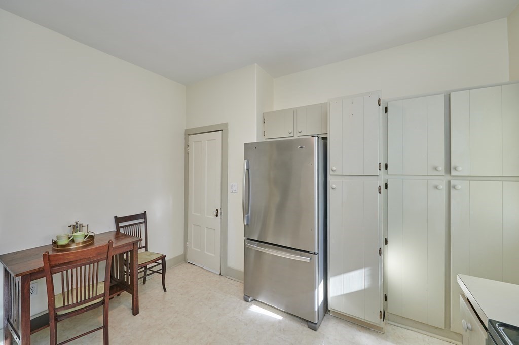 26 Marion Road, Unit 1 Watertown, MA 02472 - Photo 6 of 17 Gallery Image 6