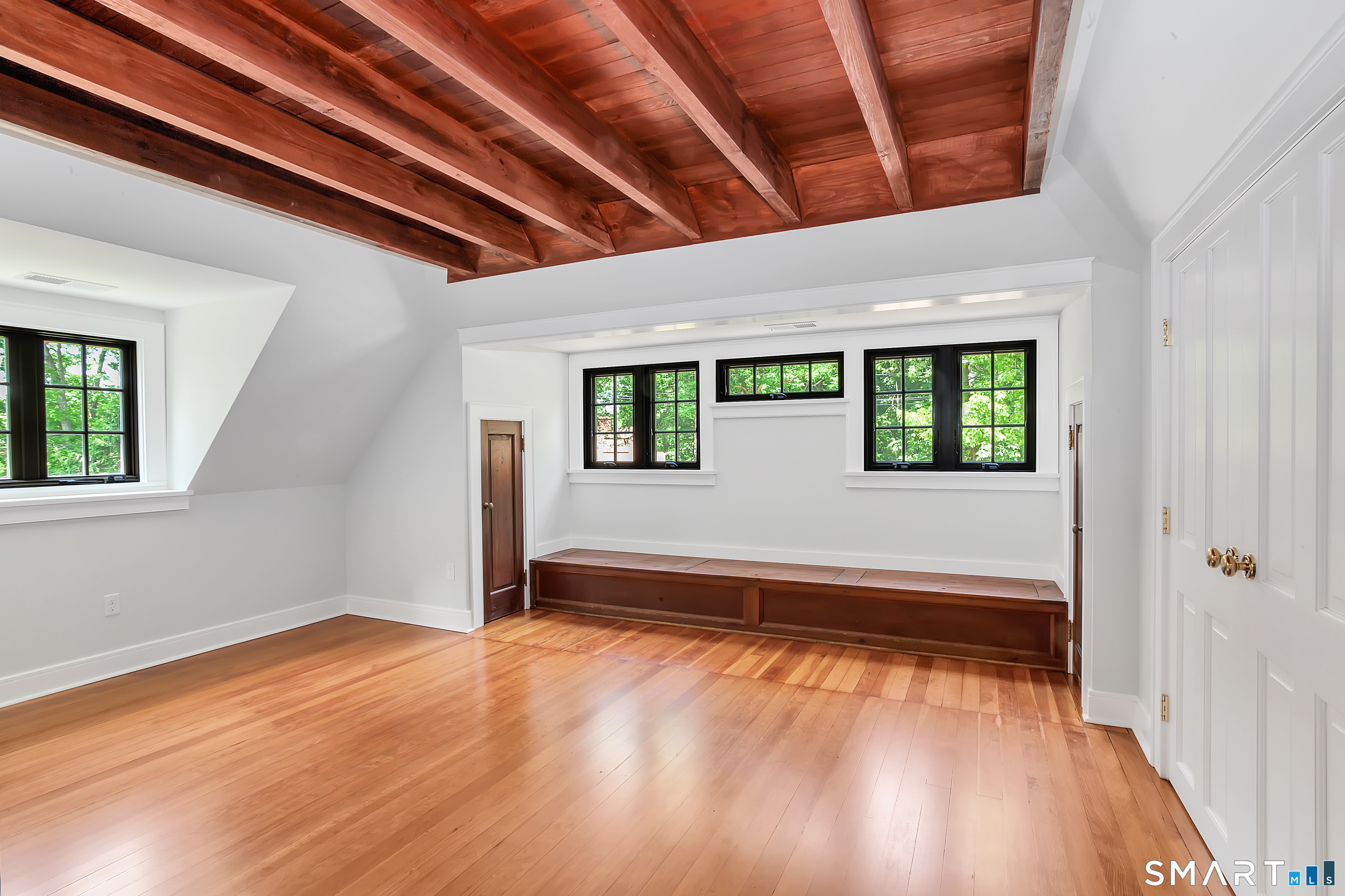 32 Wood Road Branford, CT 06405 - Photo 26 of 40