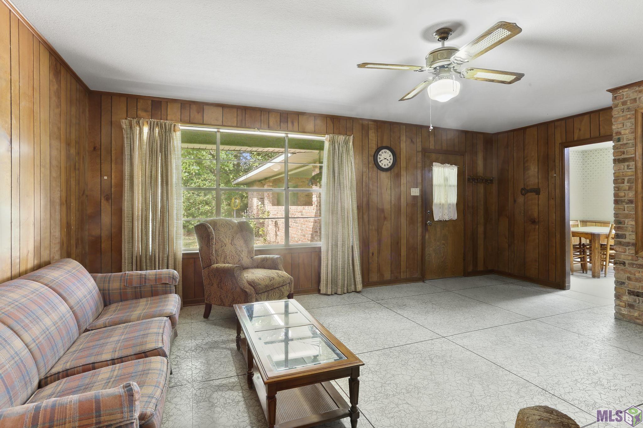 1878 Chevelle Drive Baton Rouge, LA 70806 - Photo 3 of 20