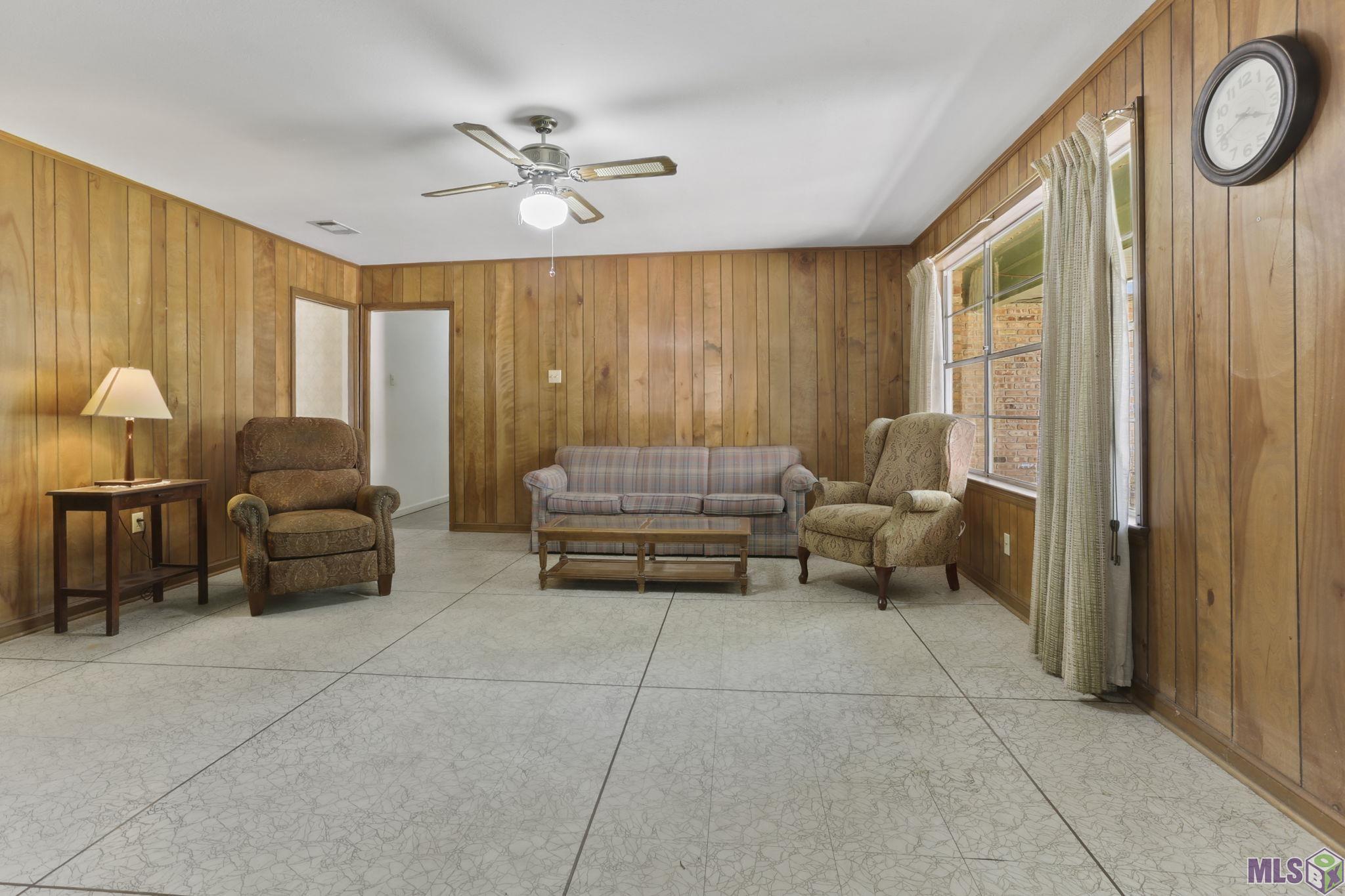1878 Chevelle Drive Baton Rouge, LA 70806 - Photo 3 of 20