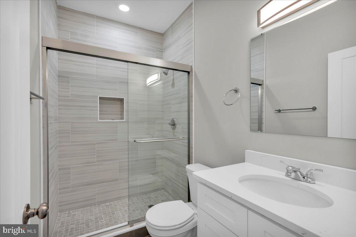 802 West Norris Street Philadelphia, PA 19122 - Photo 22 of 36