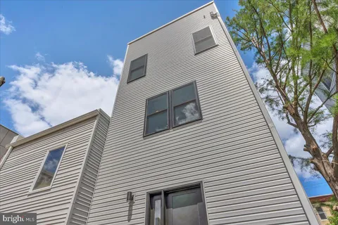 $699,999 | 802 West Norris Street, Philadelphia, PA 19122