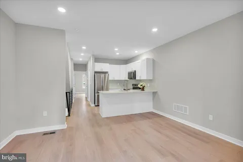 $699,999 | 802 West Norris Street, Philadelphia, PA 19122