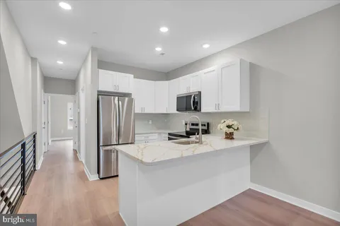 $699,999 | 802 West Norris Street, Philadelphia, PA 19122