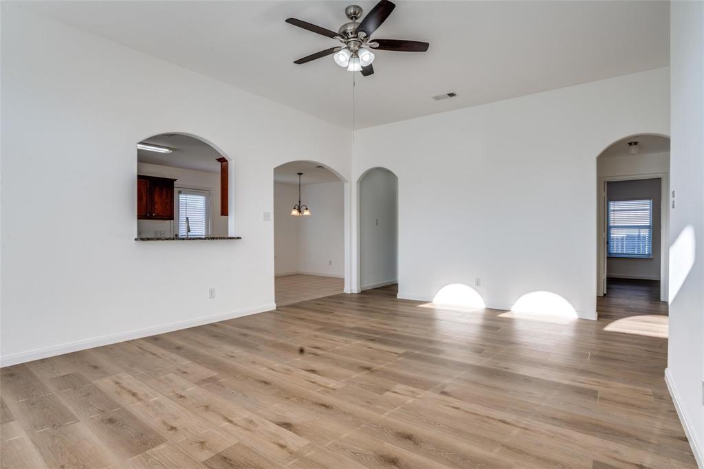 317 Meadow View Lane Anna, TX 75409 - Photo 5 of 25