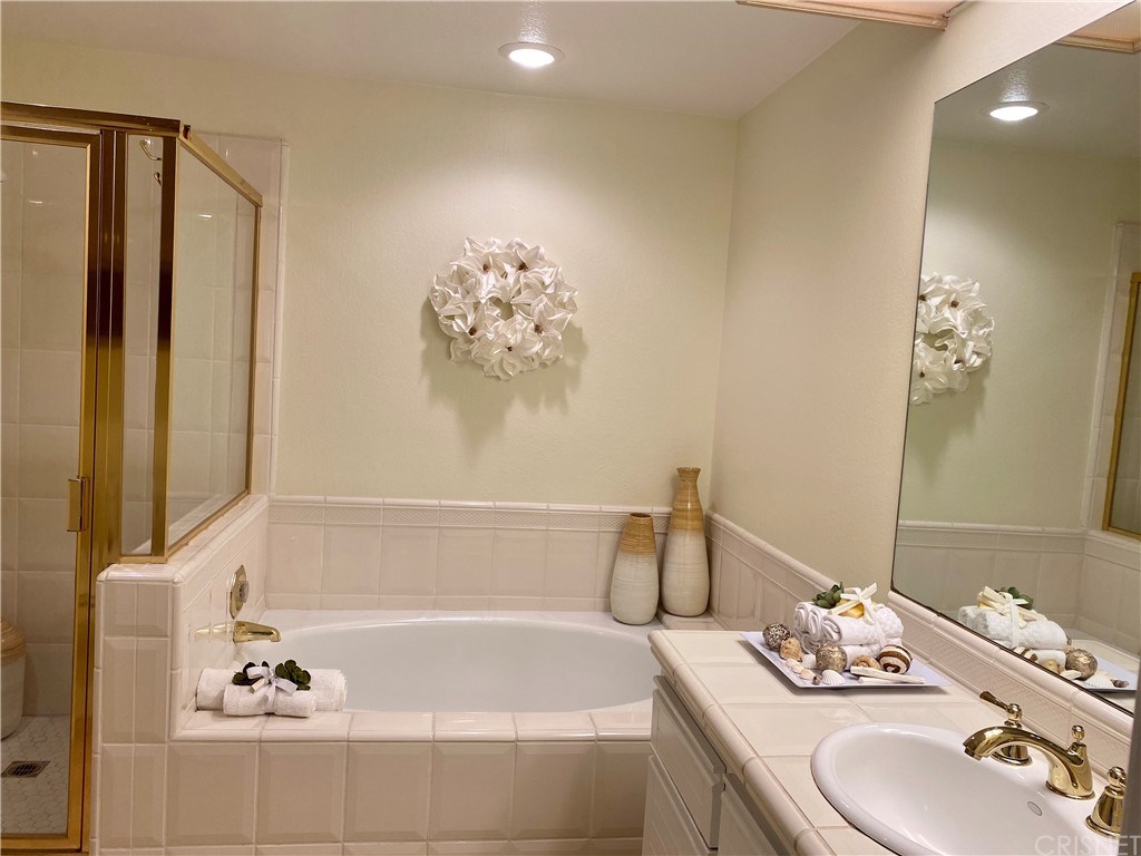 5688 Tanner Ridge Avenue Westlake Village, CA 91362 - Photo 13 of 32