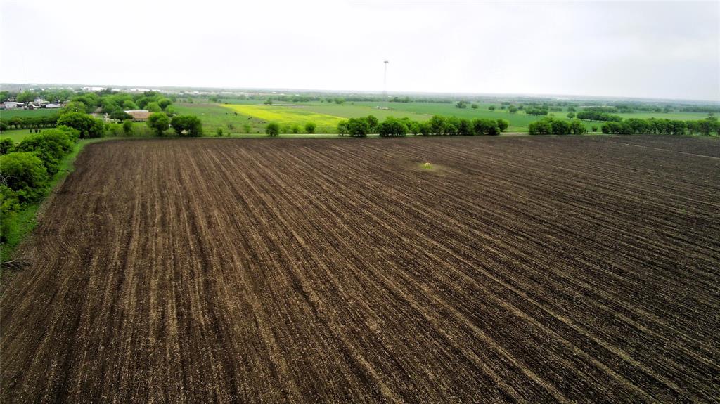 437 County Road 437 Eddy, TX 76524 - Photo 4 of 16 a view of an outdoor space and a street view