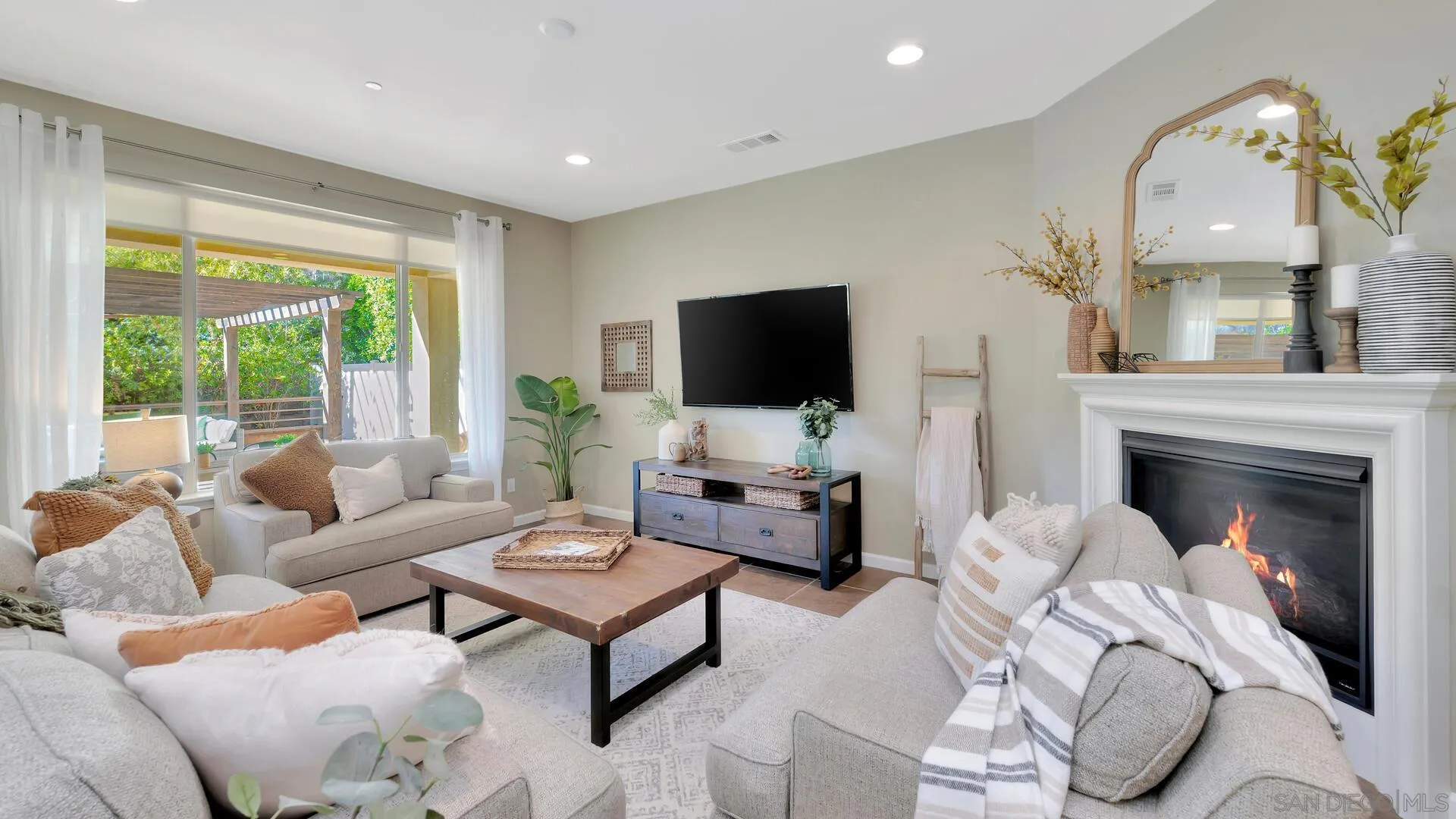 17568 Ralphs Ranch Road San Diego, CA 92127 - Photo 2 of 59