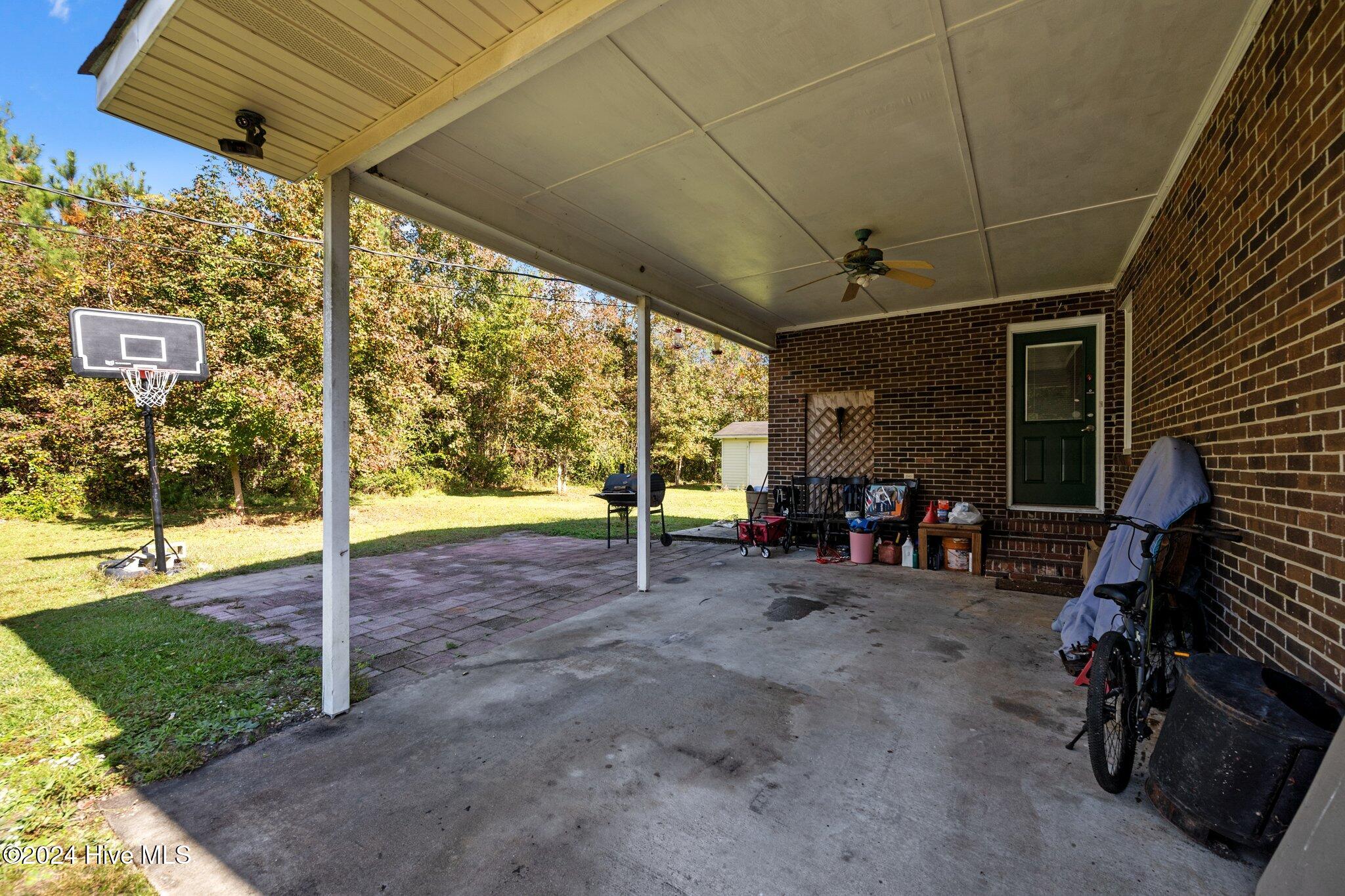 457 Davis Road Richlands, NC 28574 - Photo 34 of 44 34-web-or-mls-05