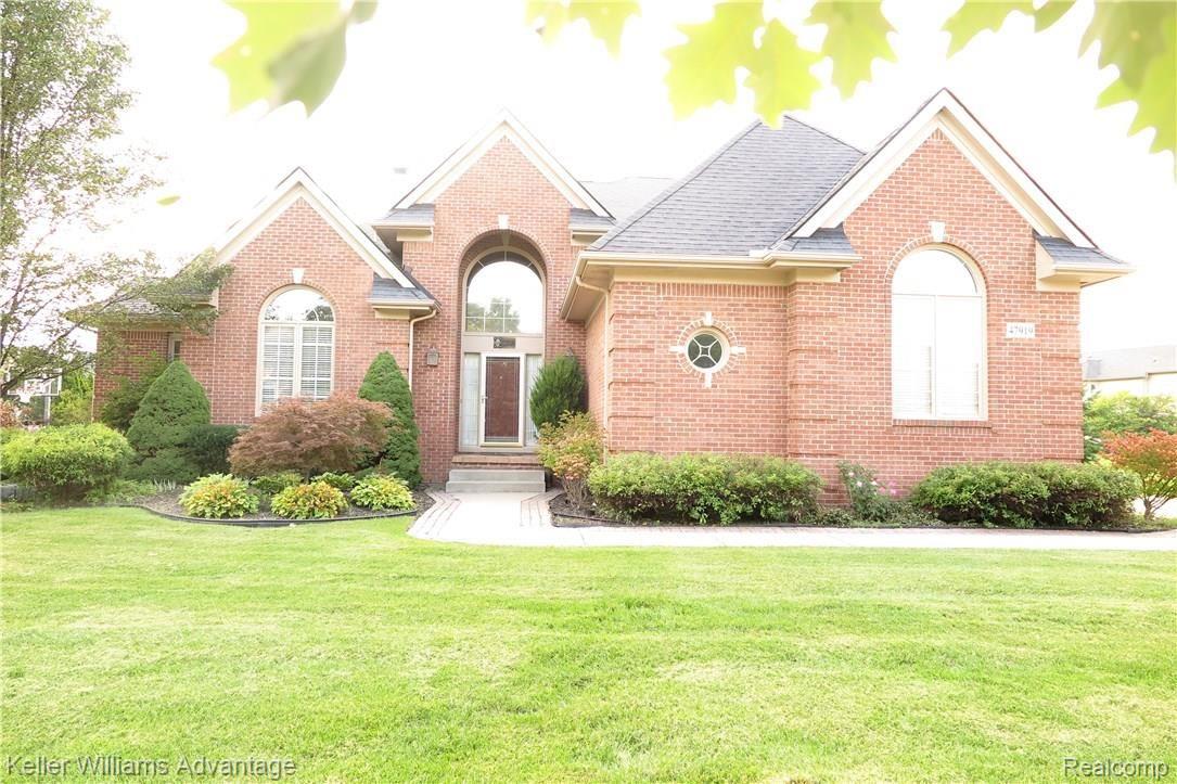47919 Inveraray Road Canton, MI 48188 - Photo 4 of 46 IMG_1333.JPG