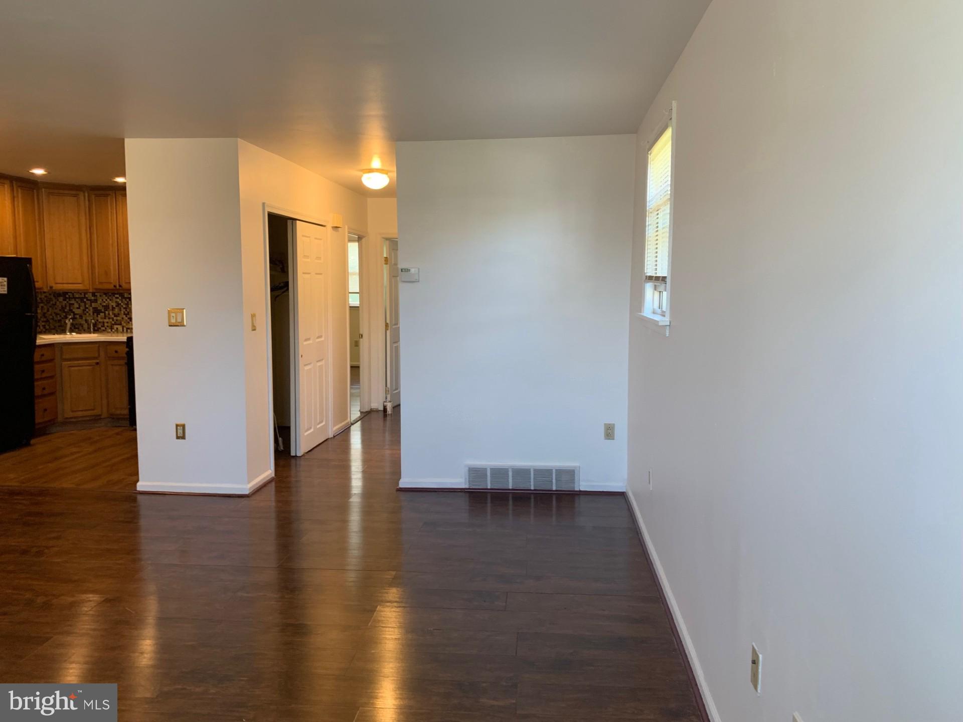 338 Beverly Boulevard Upper Darby, PA 19082 - Photo 7 of 24