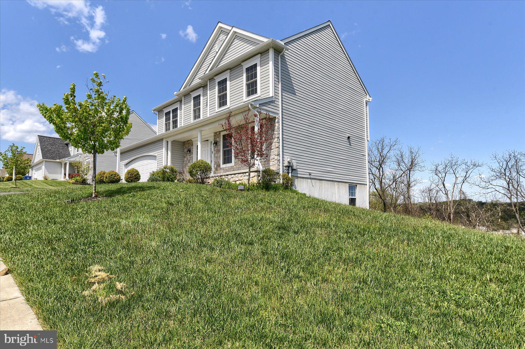 7050 Beaver Spring Road Harrisburg, PA 17111 - Photo 4 of 54 Gallery Image 4