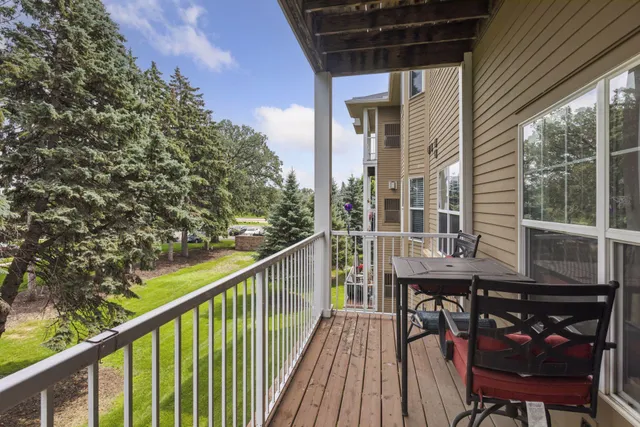 $241,500 | 3800 85th Avenue North, Unit 214, Brooklyn Park, MN 55443