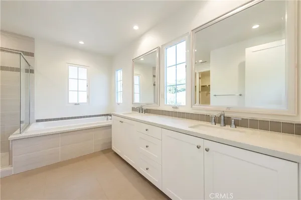 $3,390,000 | 162 Statura, Irvine, CA 92602