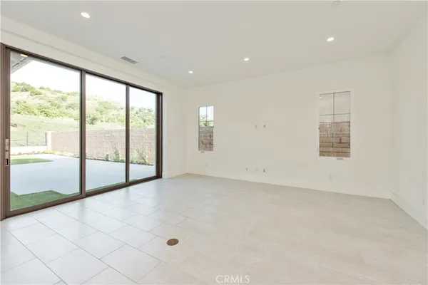 $3,390,000 | 162 Statura, Irvine, CA 92602