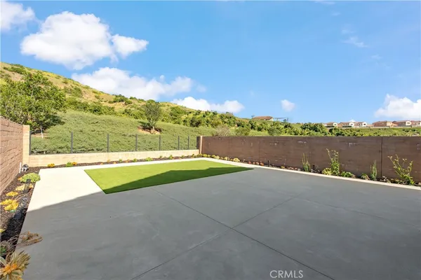 $3,390,000 | 162 Statura, Irvine, CA 92602