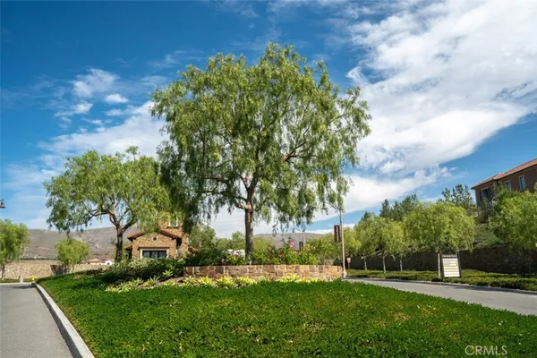 $3,390,000 | 162 Statura, Irvine, CA 92602