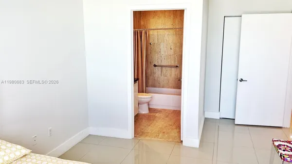 $5,100 | 7901 Hispanola Avenue, Unit 1611, North Bay Village, FL 33141