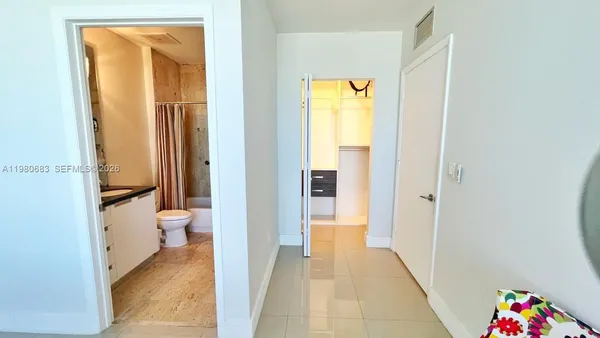 $5,100 | 7901 Hispanola Avenue, Unit 1611, North Bay Village, FL 33141