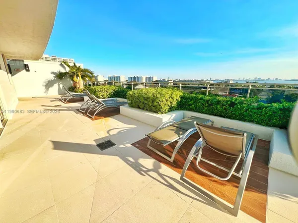 $5,100 | 7901 Hispanola Avenue, Unit 1611, North Bay Village, FL 33141