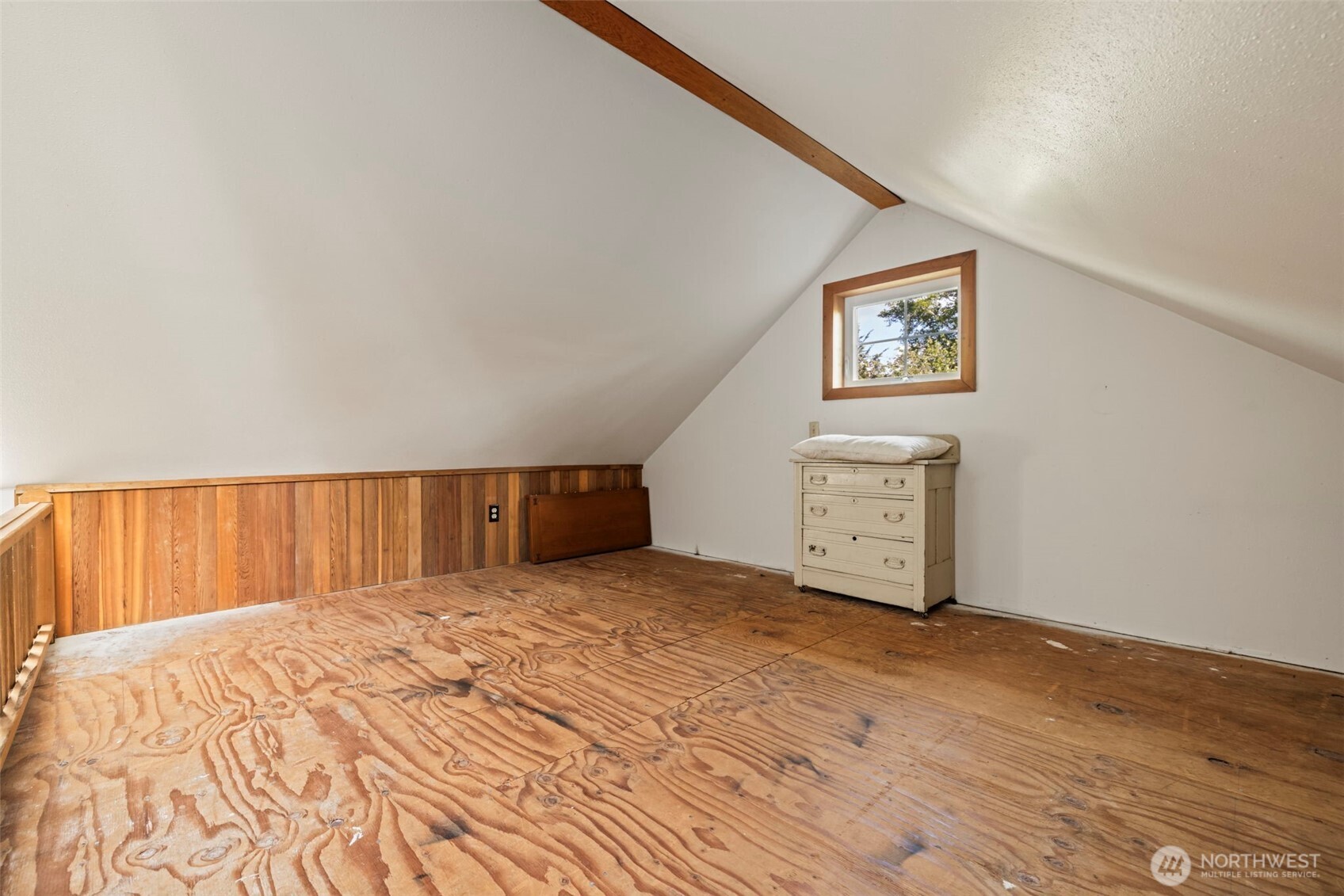 3404 Oysterville Road Oysterville, WA 98641 - Photo 15 of 39 a view of an empty room with wooden floor