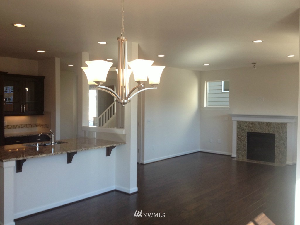 3602 195th Place Southeast, Unit 105 Bothell, WA 98012 - Photo 3 of 10 Gallery Image 3