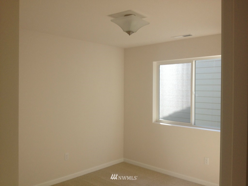 3602 195th Place Southeast, Unit 105 Bothell, WA 98012 - Photo 6 of 10 Gallery Image 6