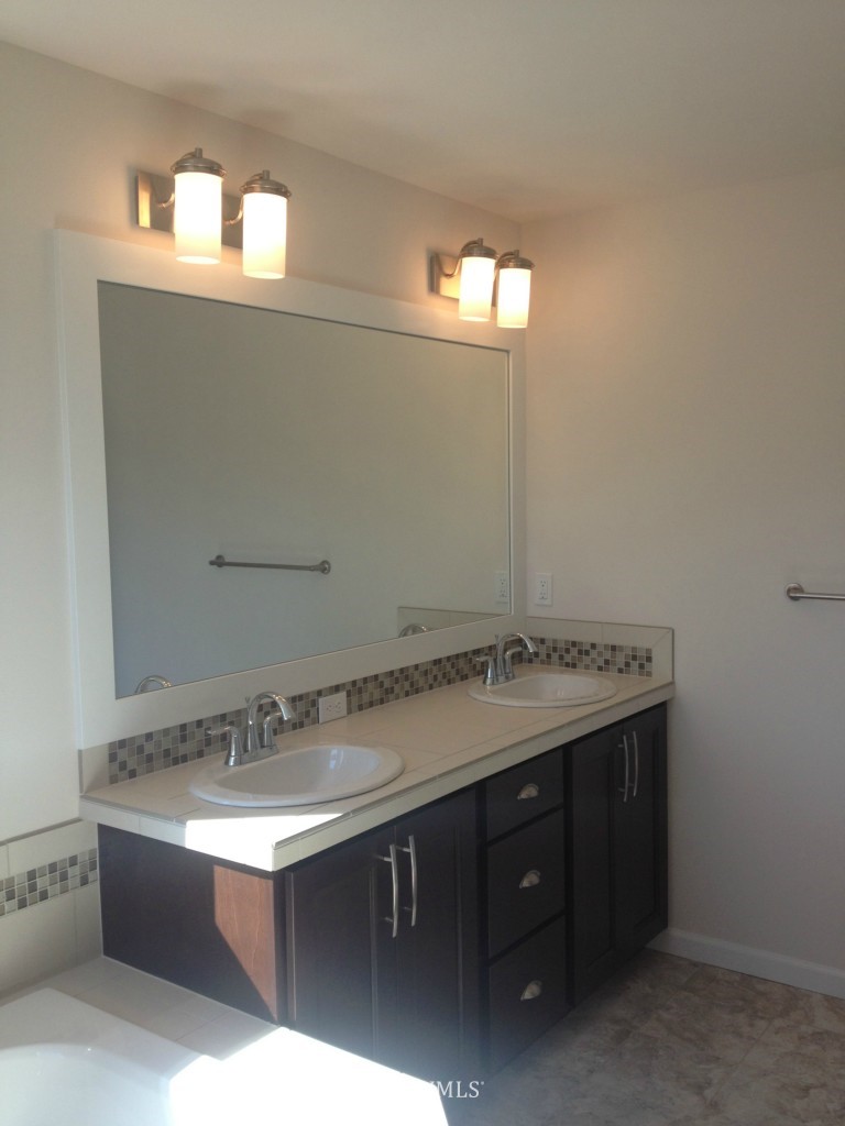 3602 195th Place Southeast, Unit 105 Bothell, WA 98012 - Photo 8 of 10 Gallery Image 8