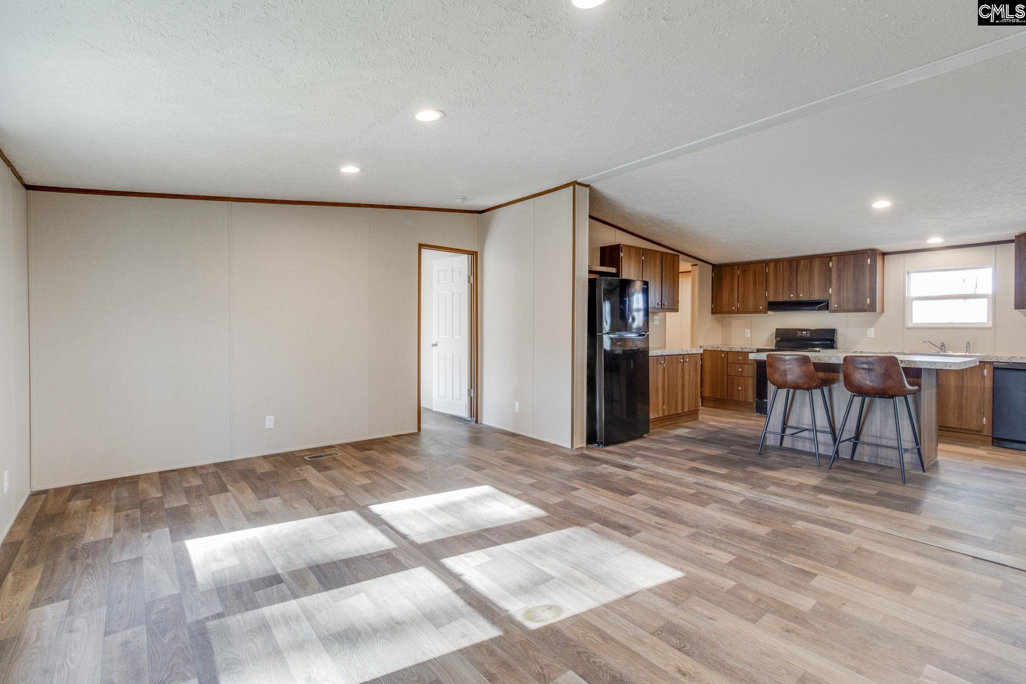 5339 Lockhart Road Kershaw, SC 29067 - Photo 8 of 32