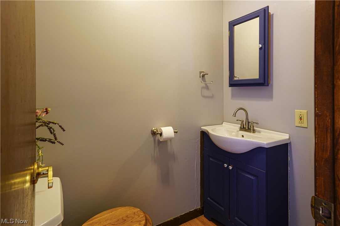 3187 Glendale Road Cairo, WV 26337 - Photo 18 of 31 Main level half bath