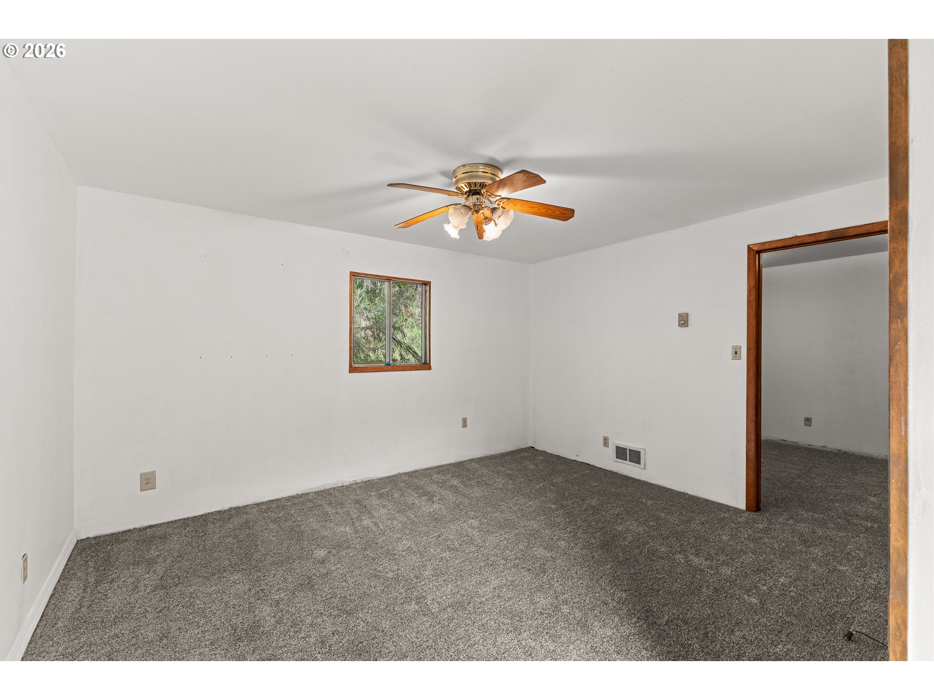 900 West 17th Street Coquille, OR 97423 - Photo 24 of 36 a view of an empty room