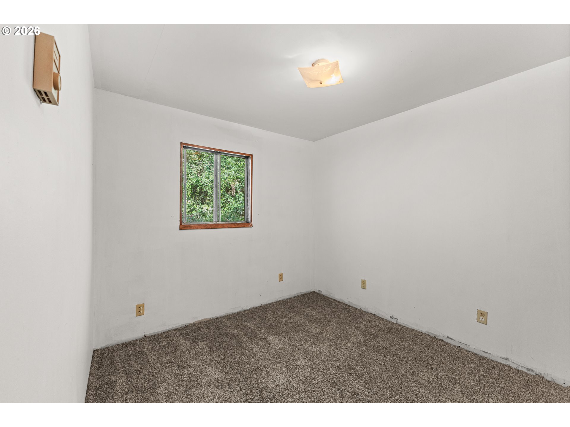 900 West 17th Street Coquille, OR 97423 - Photo 28 of 36 a view of an empty room