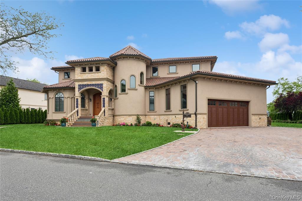 1190 Harbor Road Hewlett, NY 11557 - Photo 3 of 47