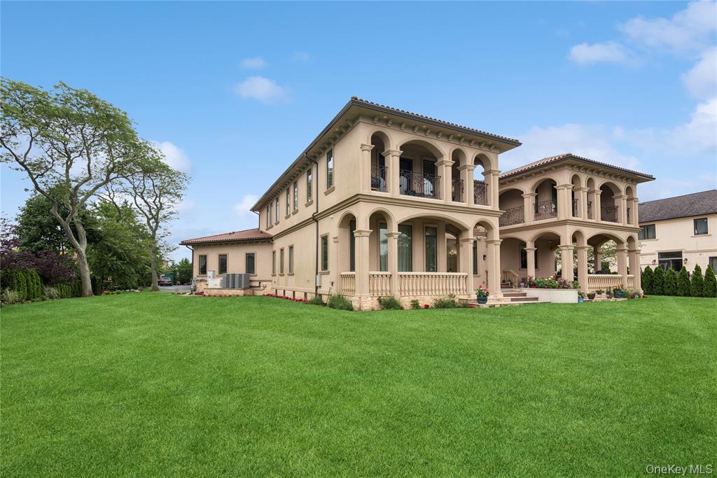 1190 Harbor Road Hewlett, NY 11557 - Photo 44 of 47