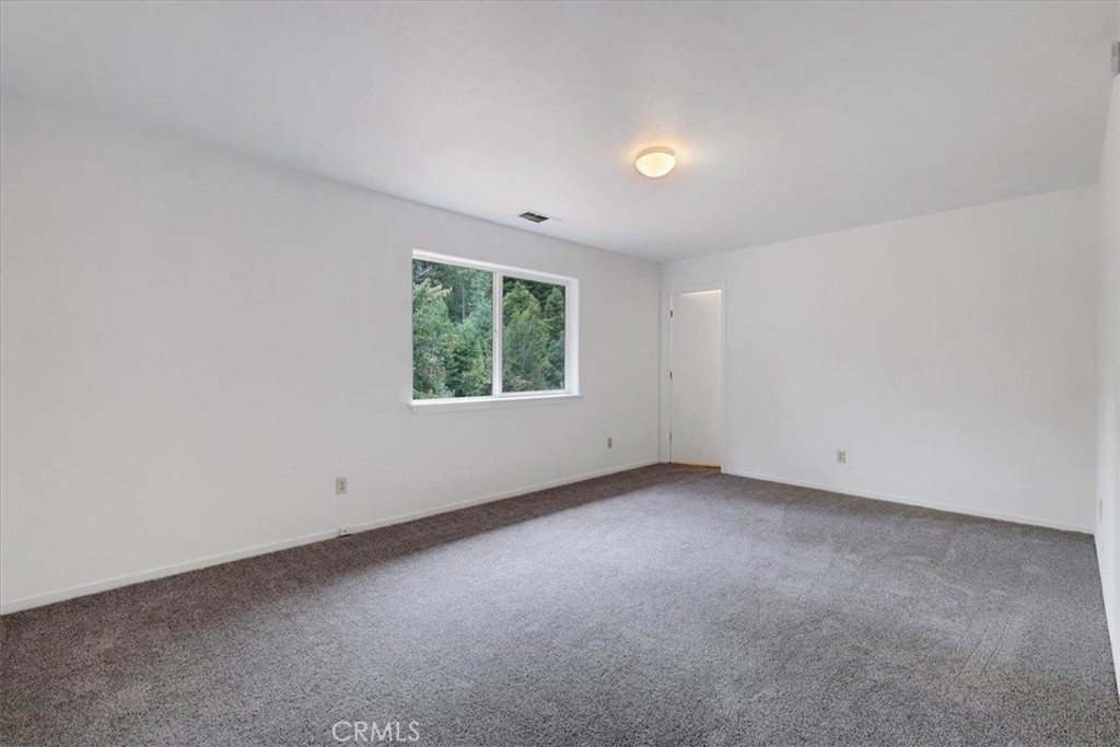 15721 Norcrest Lane Camptonville, CA 95922 - Photo 21 of 43 an empty room with a window
