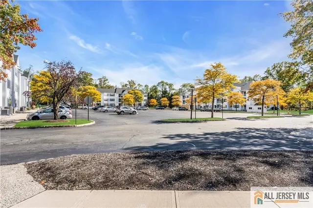 $440,000 | 1237 Waterford Drive, Unit 1237, Edison, NJ 08817