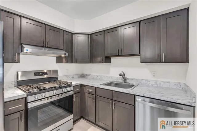 $440,000 | 1237 Waterford Drive, Unit 1237, Edison, NJ 08817