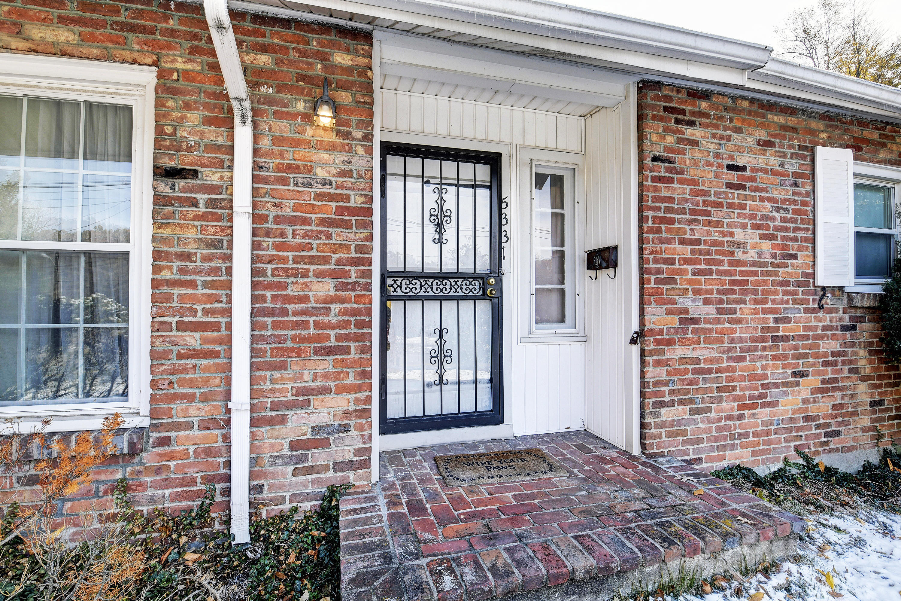 5331 New Cut Road Louisville, KY 40214 - Photo 1 of 19 _DSC7298_299_300_301_302