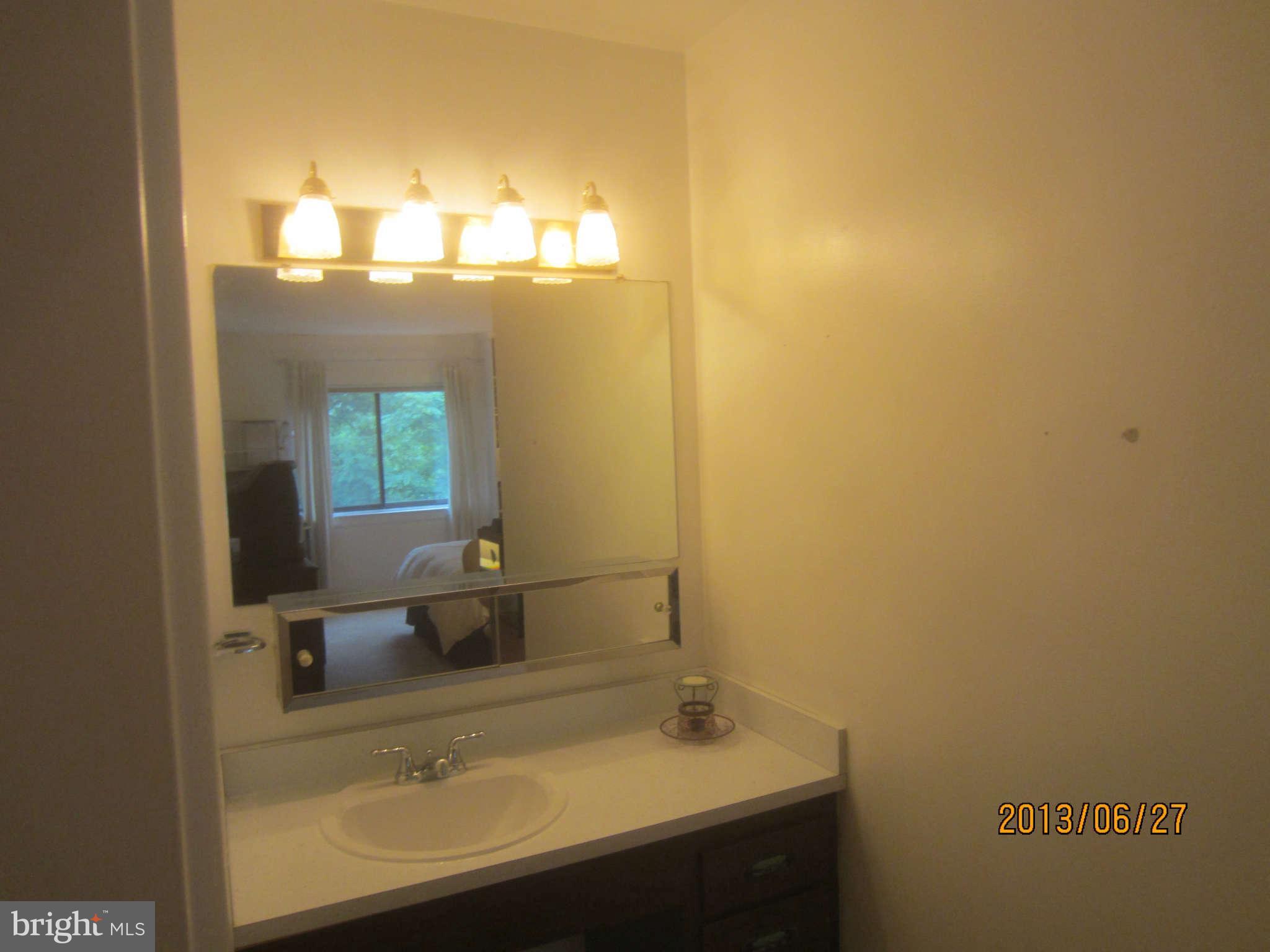 6250 Edsall Road, Unit 402 Alexandria, VA 22312 - Photo 14 of 18 Bath Master