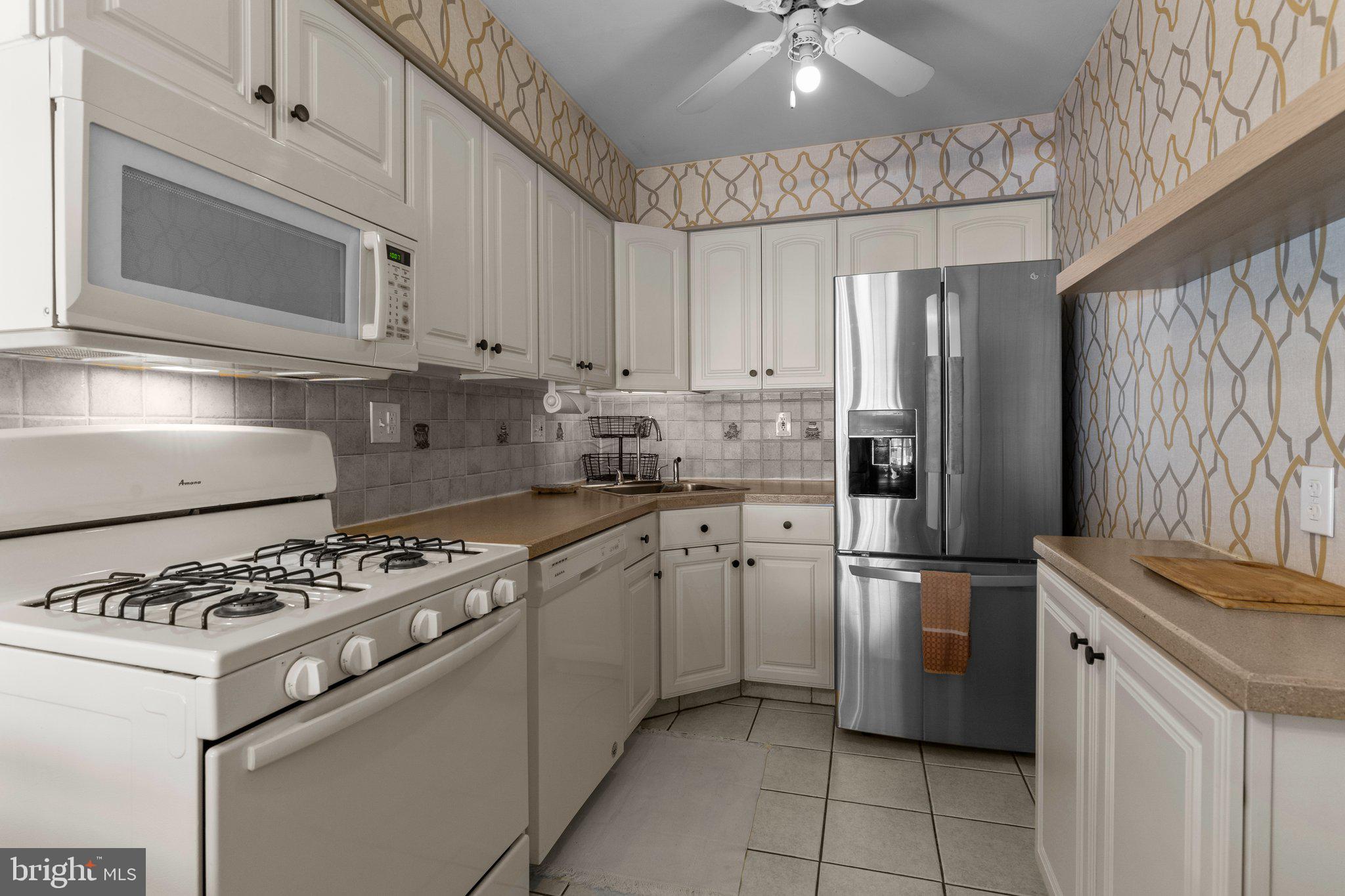3225 Rhett Road Philadelphia, PA 19154 - Photo 7 of 20