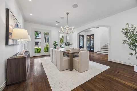 $1,999,000 | 4817 Linden Street, Bellaire, TX 77401