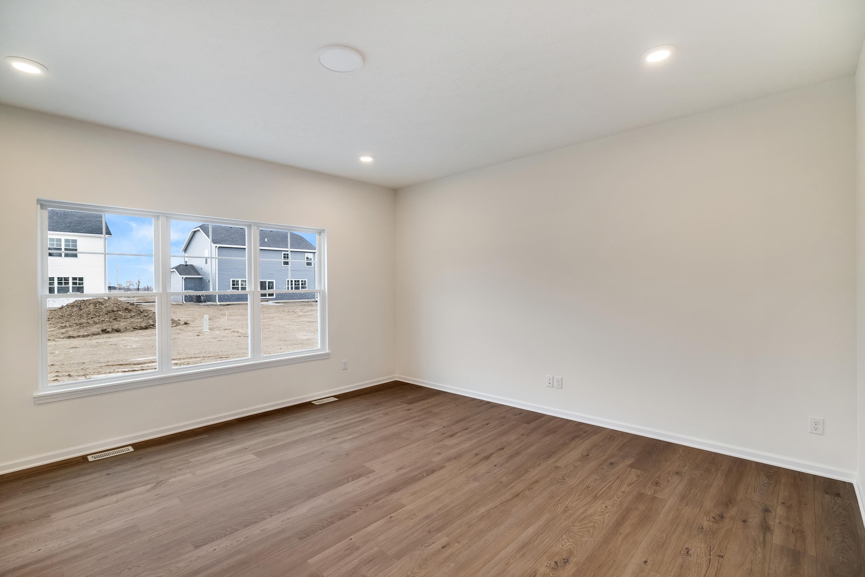 504 East 130th Place Crown Point, IN 46307 - Photo 9 of 24 3000x2000