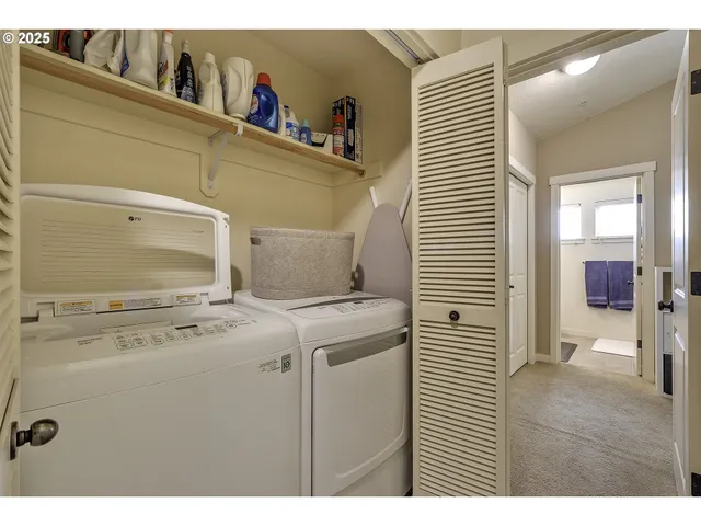 $358,500 | 7959 Northeast Rockne Way, Hillsboro, OR 97006