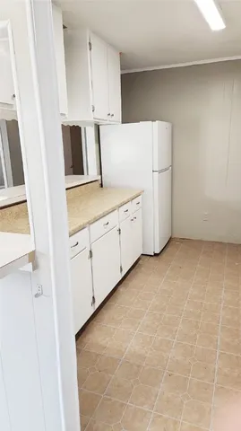 $1,120 | 201 West 3rd Street, Rockport, TX 78382