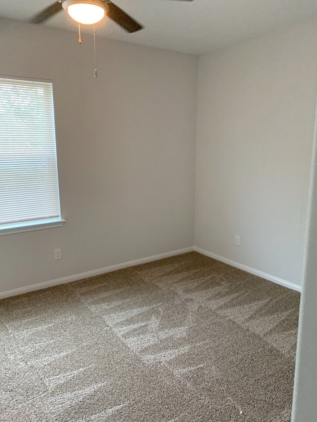 9027 Nyssa Street, Unit A Houston, TX 77078 - Photo 9 of 14 a view of an empty room
