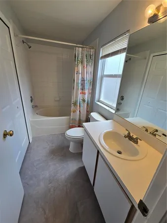 $1,895 | 3126 Pine Top Drive, Valrico, FL 33594